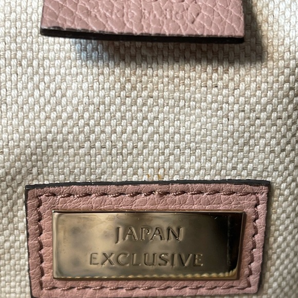 Gucci Pink Pebbled Leather Soho Tote Bag - Picture 10 of 16